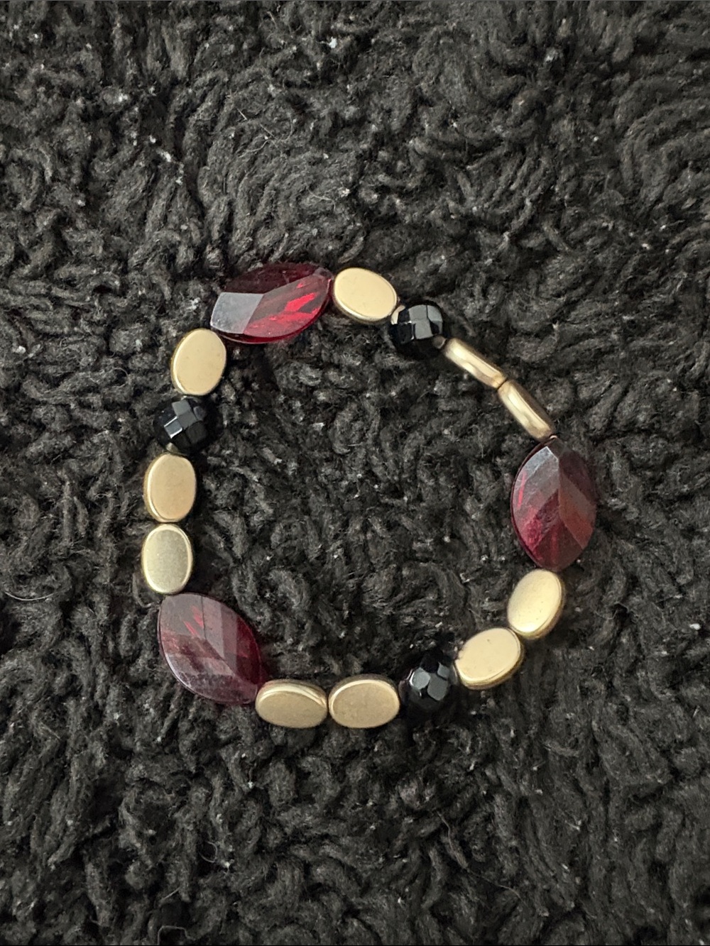 Elegant Garnet & Black Beaded Stretch Bracelet - Women's Jewelry